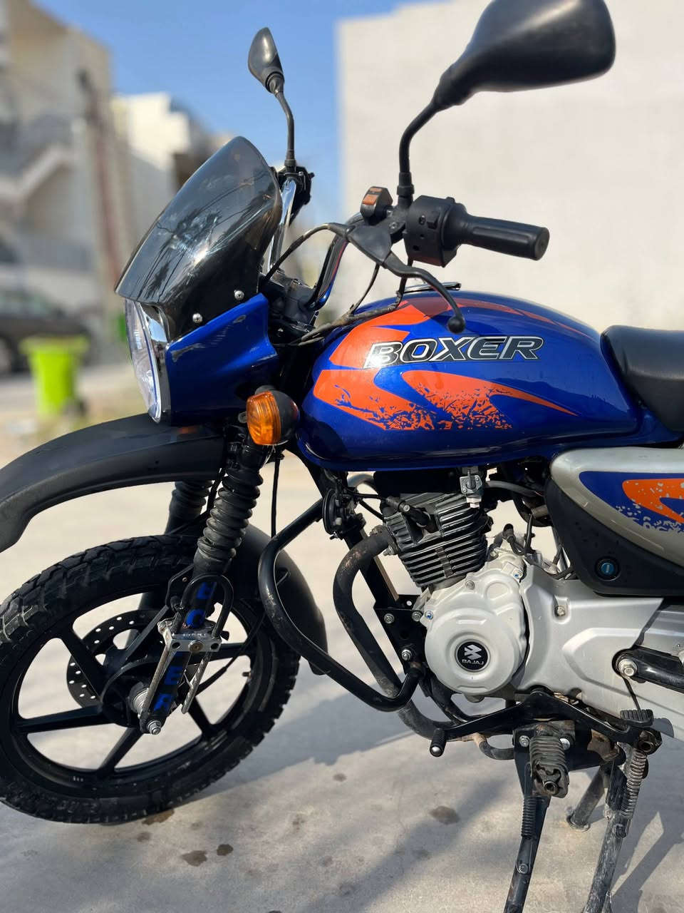 يالله السلام عليكم. 
بوكسر جبلي موديل 2022 مرقم (الوحه وسنويه انكليزي ديالى ) باسمي وتحويل ثاني يوم  دراجه نضافه فول وبعد احلى من الصور مال جناي مامتعوبه كامله محرك مكفول من تمشي خرسه مكينه

الموقع  بعقوبه فلكت الفلاحة

  لتواصل ع هاذا الرقم   خاص مارد ***********
