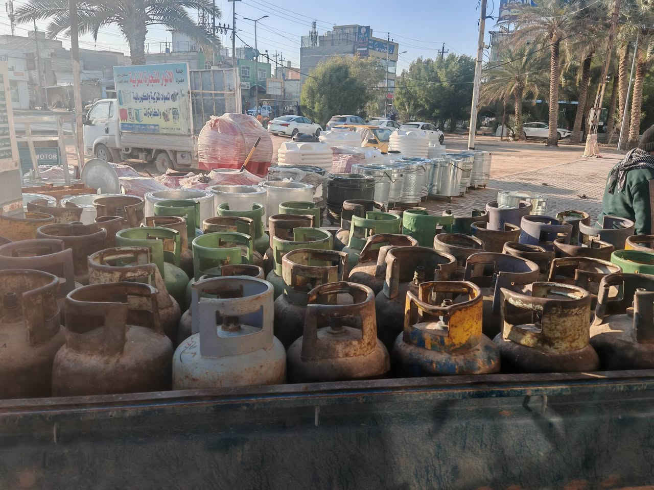 متوفر الآن في معرض الانوار للتجارة العامة
قناني غاز للبيع بسعر مناسب جدا
...... 
العنوان :- كربلاء المقدسة - حي العامل -المنطقة السادسة- ركن شارع المستوصف.
***********
--------
#كربلاء_مدينة_العشق_والعاشقين #كربلاء
#قناني_غاز #قنينة_غاز #قنينة
#الشعب_الصيني_ماله_حل
#قنينه
