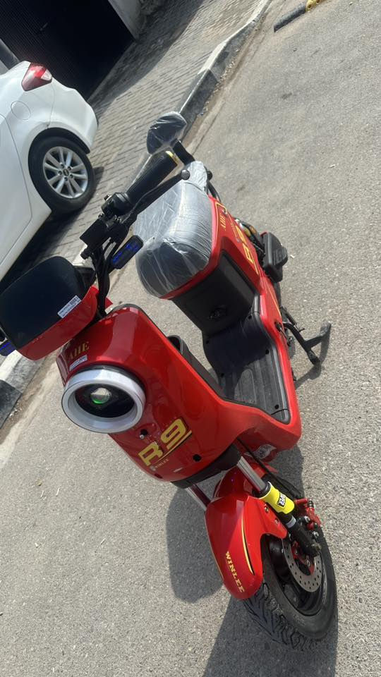 سلام عليكم
دراجه R9 2026
دراجه مستعمله 
ماشيه ٦ الف 
٣٢ أمبير بطاريات 
ما ناقصها شي 
سعر ٤٢٥ الف 
***********
