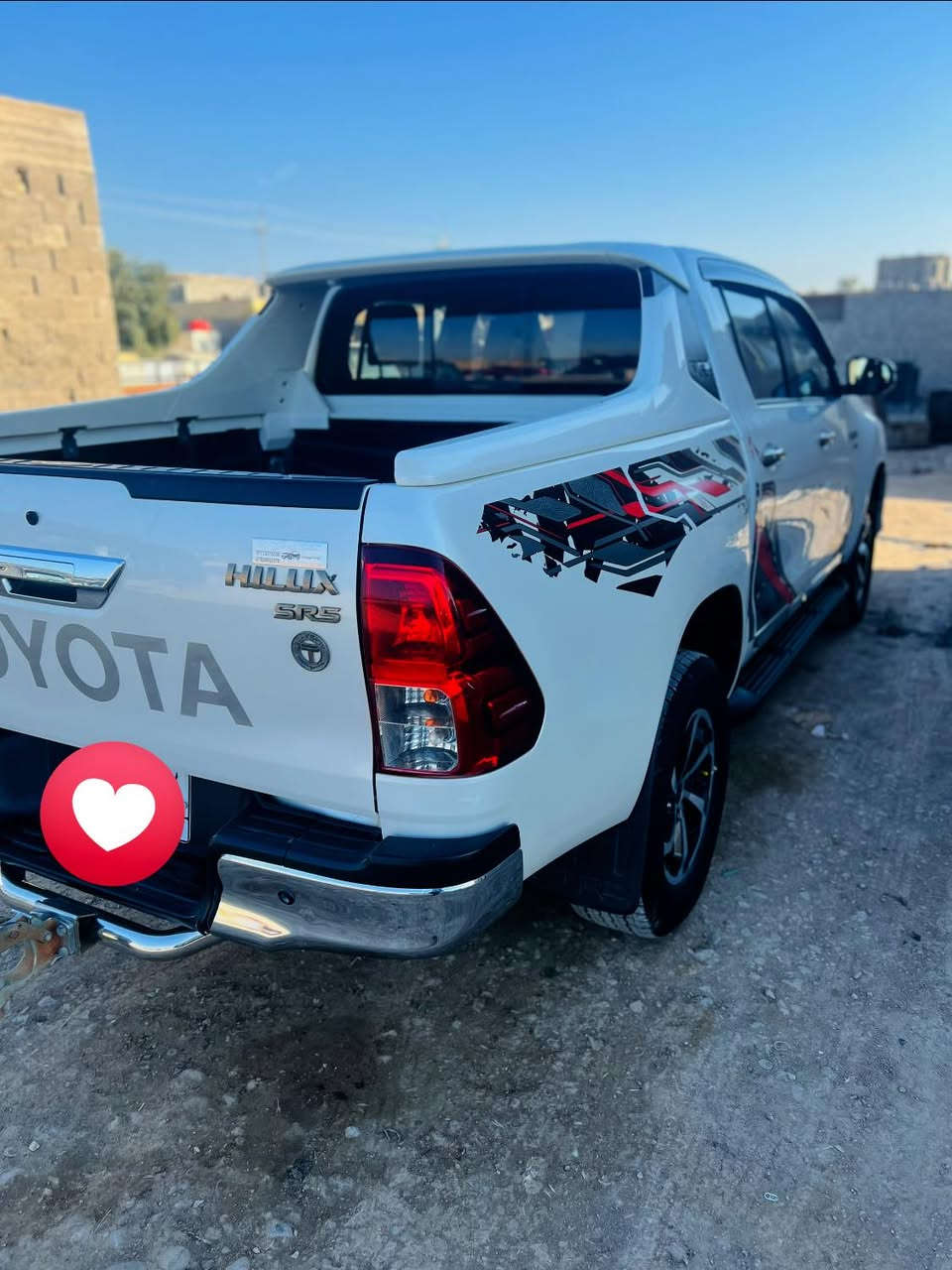 هاي لوكس محرك 6 تي أر تي موديل 2020 كويتي رقم بغداد بسمي كفاله عامه من كلشي تشغل بصمه 
السعر خاص وتدلل مكان واسط مركز مدينه 
رقم تلفون ***********
