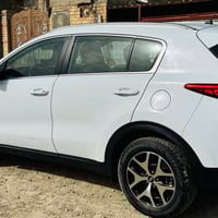 سبورتج موديل 16خليجي مكفوله من الضربه عده بارد بين البابين عكس السايق ...