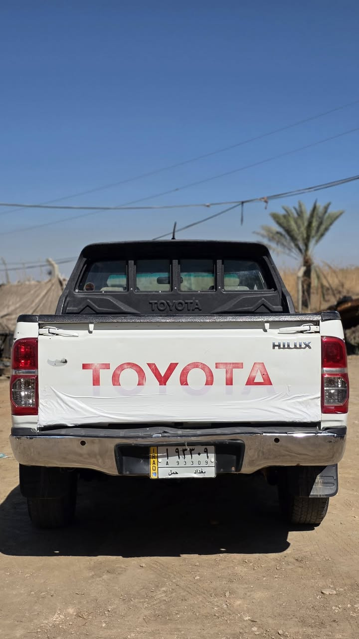 موديل ٢٠٠٦ فور ويل 
سياره نظيفه وجاهزة بمعنى الكلمه كفالة عامه ماعد بارد قليل تحويل مباشره السعر ١٣٨ ورقة مكان السيارة الديوانية الاتصال ***********
