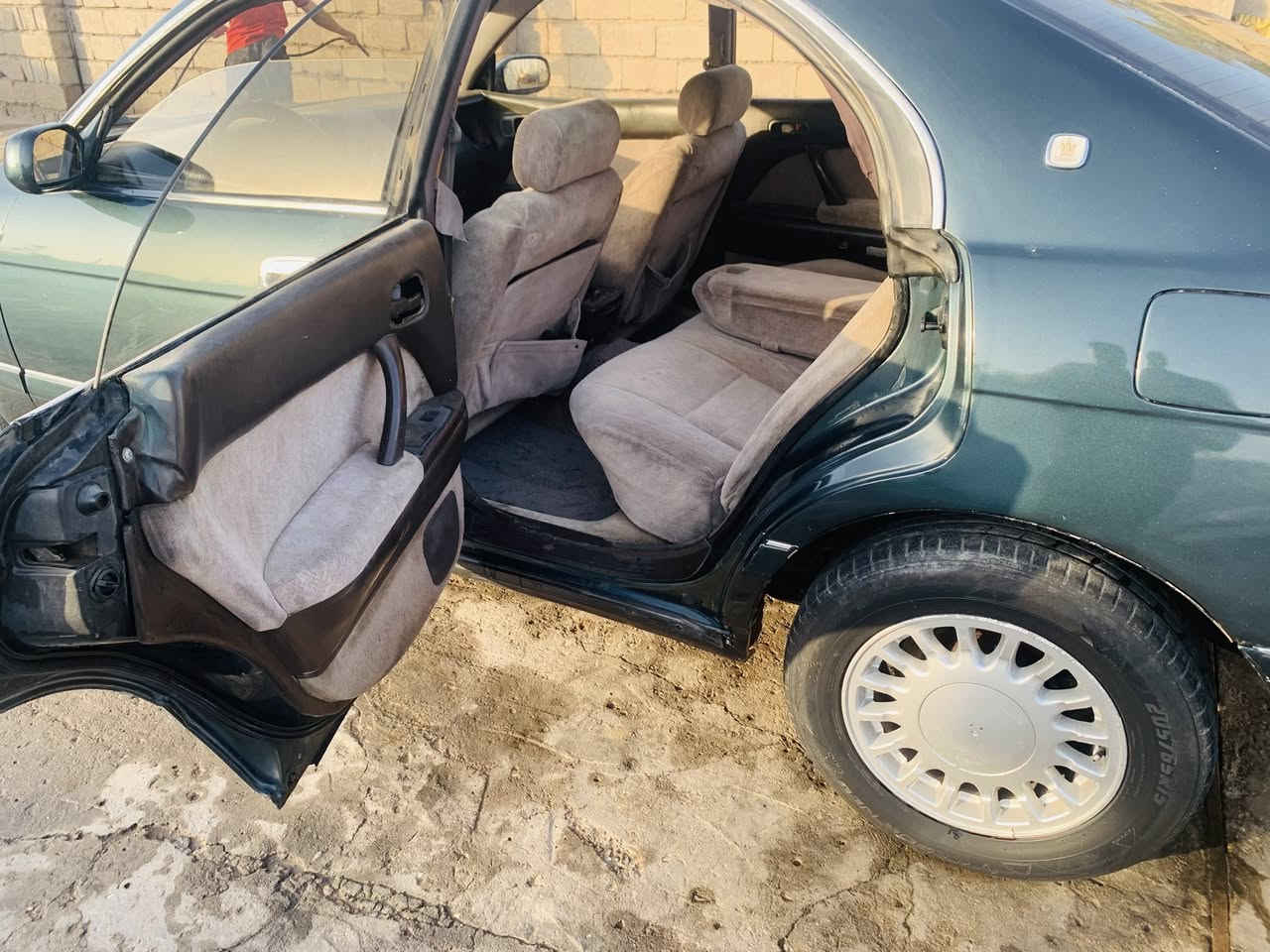 بطه متصل جاهزه كفاله  المحرك جديد هسه شاده كير جاهز وبسمي سنويتها لل2030 بديها مرتب تخم تاير حداده نص عمر  سياره مرتبه وجاهزه السعر 55 وبيها مجال بسيط الشراي  يتصل ويدلل ***********
