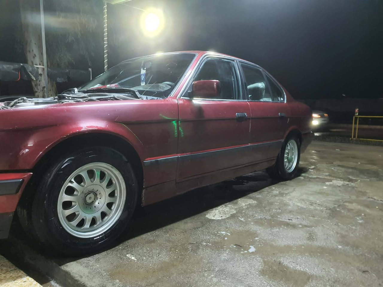 سلام عليكم بي ام موديل 92 حجم 525 محرك 35 فل
كابون بيها مصبوغه جماليه فقط سنويه لي 2030 بسم اخويا منضومه غاز جديده شادلها صارلها شهر  سعر 60 وبيها مجال للطيبين  للتواصل مكاني موصل حي عدن
***********
***********
