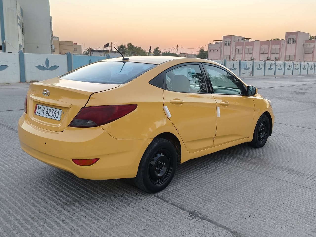 سلام عليكم اكسنت #للبيع مديل 2016 وارد كوري مكينه 1600 رقم بغداد انكليزي هزه جديده سنويه لل 30 مداور ثاني يوم 
مصفره هيئه وغرامات
مكينه وگير مكفولات حداديه
 كهربائيات كلها شغاله
تبريد ثلج وي السويج 🧊
غرفه جديده 
تحكم استيرن جهتين دشبول لونين سستم سماعات جديد 
السياره خير من الله نضيفه كلش بعد احله من الصور
السعر 78 $ وبيها مجال حگ الجيه
حادثها بالدور الجاملغ الخلفي
مكاني النجف الاشرف
رقم الهاتف ***********
