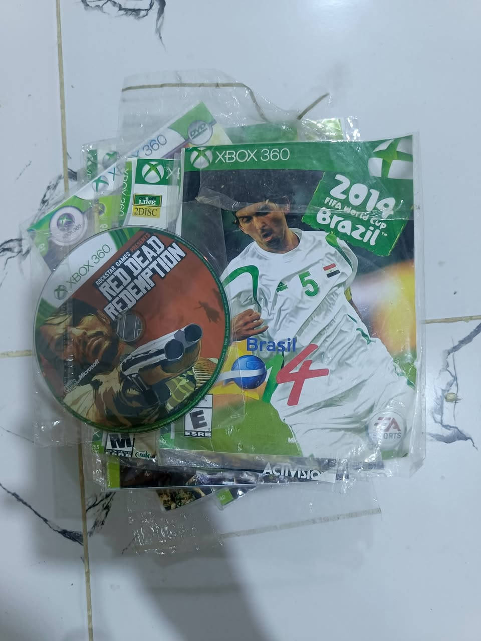 سلام عليكم
اقراص اكس بوكس360
و هارد اكس بوكس 360 
السعر 35و التوصيل مجاني 
الرقم: ***********
