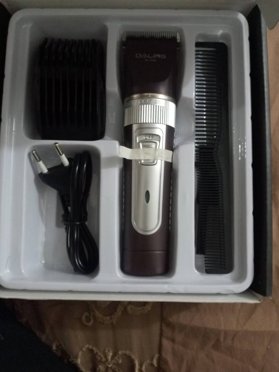 طباخ عين وحده متشتغل
وبس مكان الصونده ينفس ما بي شي بس تصليحه بسيط 100 وبي مجال 
راوتر ضوئي 30 قفل 
ستلايت ويا الرموت 
5الالف 
ومكينة زيان  سعرها 10 قفل بل باكيت
ومرايه طواليه بس القاعده واكعه سعرها 10 قفل


**إذا كنت صاحب هذا الإعلان وتريد حذفه لأي سبب، رجاءا أرسل رسالة إلى الدعم الفني**