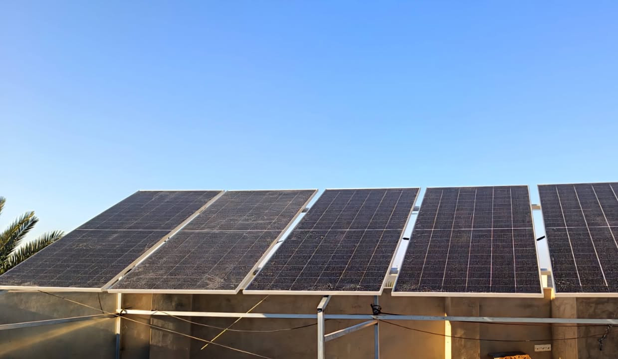 بسم الله الرحمن الرحيم
مستمرين في نشر ثقافة الطاقة الشمسية في محافظة صلاح الدين 
منظومة جديدة في مركز محافظة صلاح الدين تكريت
الضمان الحقيقي شعارنا
تم على بركة الله تنصيب منظومة طاقة شمسية في تكريت حي القادسية 
 20 امبير نهاري و 15 امبير ليلي بالتناوب مع الوطني من قبل ( دلتا للطاقة الشمسية   ) 
حيث تم استخدام
10 لوح نوع جينكو 620 واط
انفيرتر حجم  8kw من شركة #Felicity 
بطارية حجم 16kw من شركة #Gospower
بادارة واشراف مهندس يوسف عزاوي حاجم
للاتصال ☎️: ***********
العنوان
صلاح الدين/ بيجي. طريق الصينية - قرب مدرسة الفضيلة
🌞💚🌟 #صلاح_الدين #بيجي #الضمان #منظومة #حي_الرسالة #الطاقة_الشمسية #تكريت
