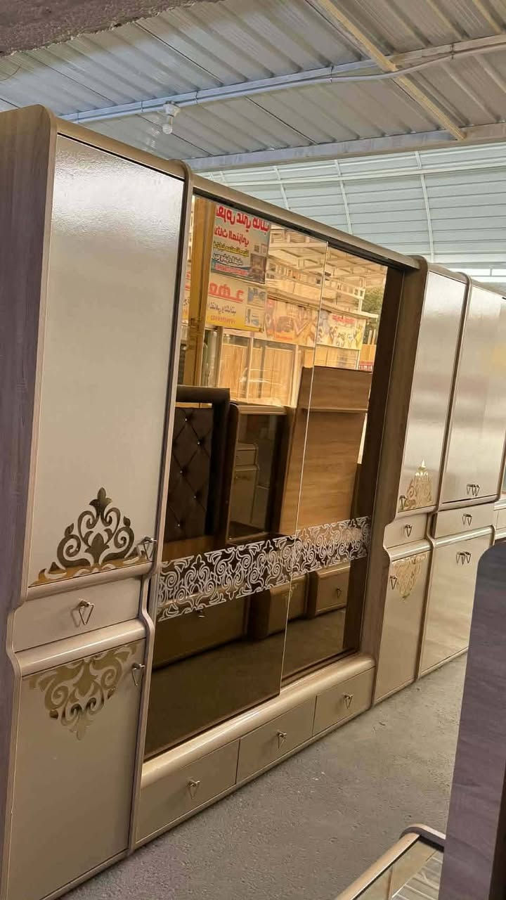 ✨غرفة تركي اصلي لون مميز ✨ صبغ حراري
10 قطع 

 جام اصلي 

نظام سلايت وابواب 

سرير مخزن جك 

 قماش وتر بروف أصلي ✨

نضافه/90/💯

السعر  / مليون و700

 شد ونقل مجاني داخل بغداد

توصيل للمحافظات بأسعار رمزية


**إذا كنت صاحب هذا الإعلان وتريد حذفه لأي سبب، رجاءا أرسل رسالة إلى الدعم الفني**