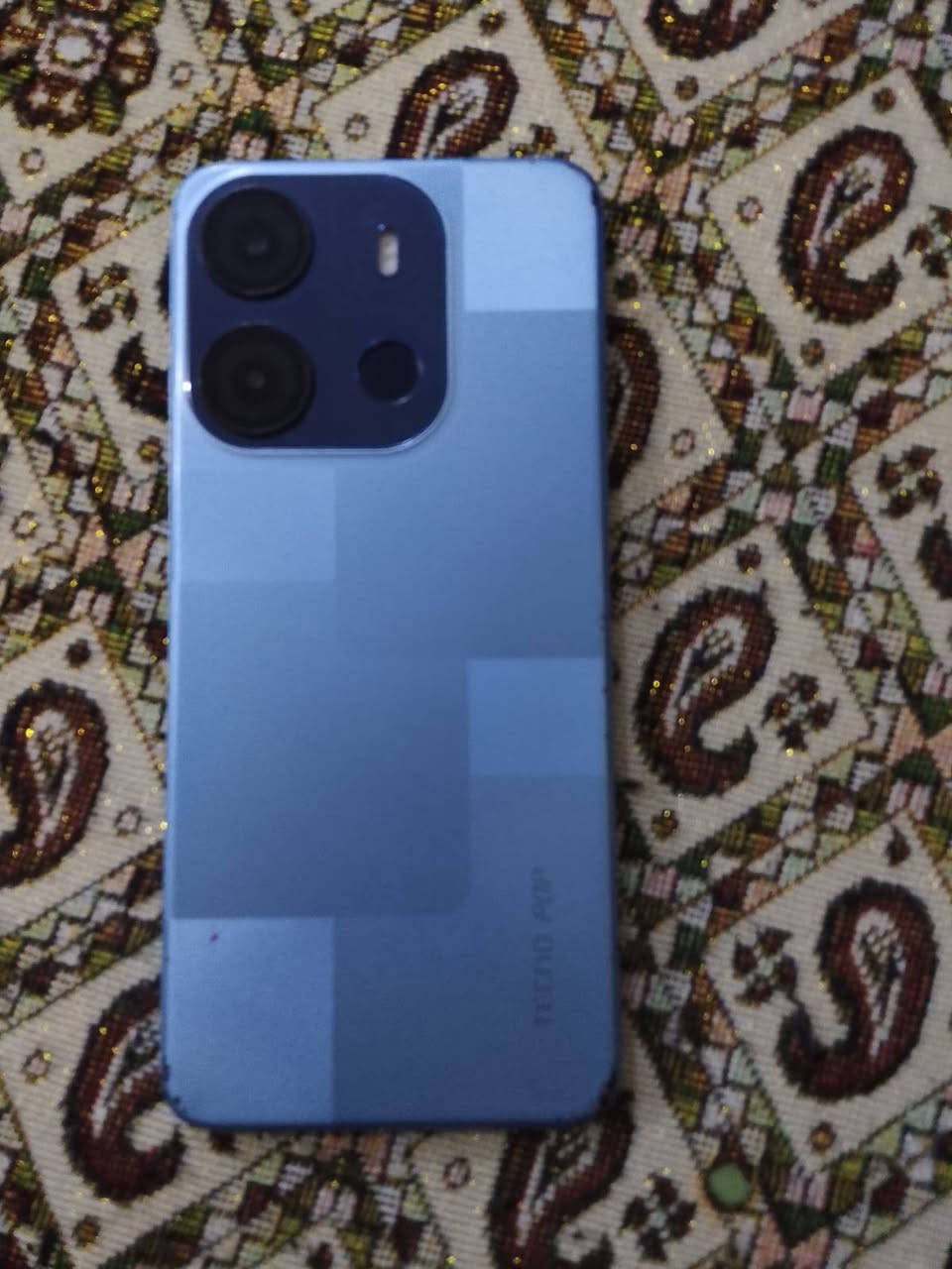 السلام عليكم
تكنو سبارك 7 
ذاكرته 64
وبطاريته 5000
ملحقاته شاحنه فقط
جهاز كله شغال على آخر حبايه 
سعره 60


**إذا كنت صاحب هذا الإعلان وتريد حذفه لأي سبب، رجاءا أرسل رسالة إلى الدعم الفني**