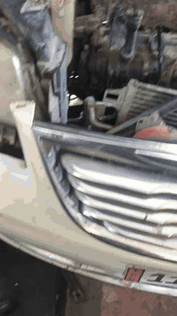 كرفان • تبديل محرك • ساعه عدن