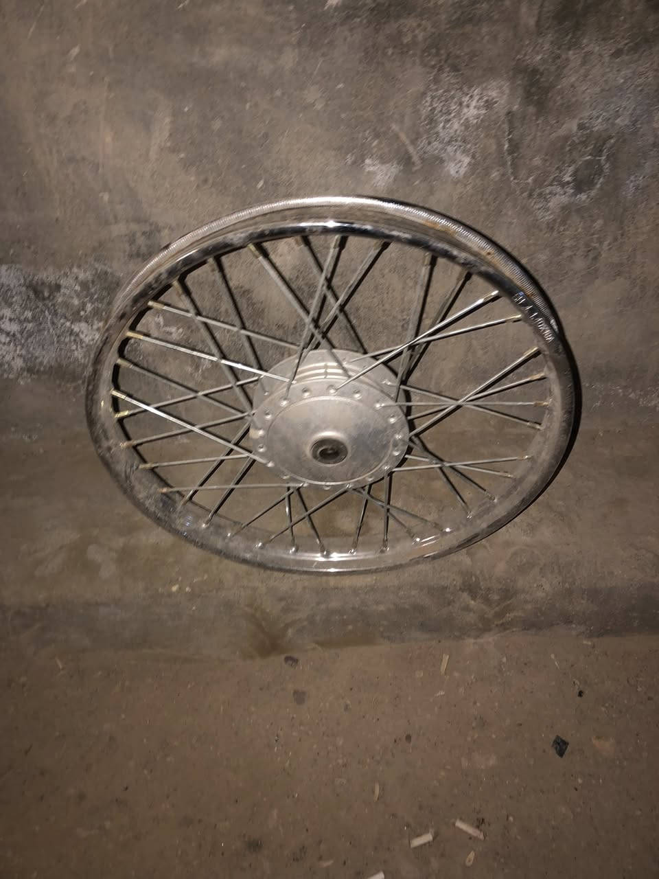 السلام عليك غراض للبيع مال ٤كير
صالنصه هوندا +ام نجمه  وحده ١٠ 
ويل امامي ١٥ 
كور اصلي ١٥ 
تانكي وصفاحيات جدد ٢٠ 
دبلات ستيل ١٥


**إذا كنت صاحب هذا الإعلان وتريد حذفه لأي سبب، رجاءا أرسل رسالة إلى الدعم الفني**