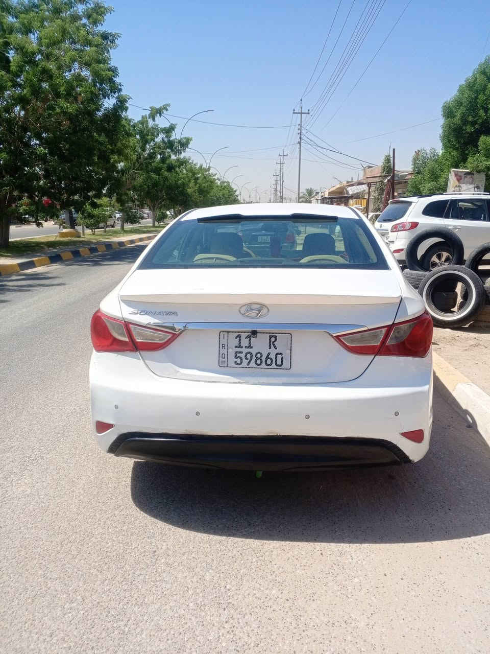 سوناتا موديل 2015 رقم بغداد بسمي سنوية 2027 سيارة اجمل من الصورة بيها قطع تبديل  محرك 2400 دوش تحكم مرآة جانبين اشاير بالمري تحكم ستيرن وباقي التفاصيل موجودة الاستفسار ***********
