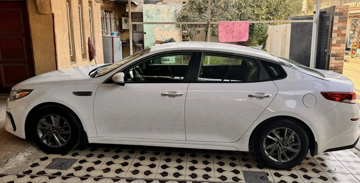 اوبتما 2020 حادث كلش بصيط بدوووون ايرباك وبدوون دواخل
مكفوولة كير محرك صدر شواصي لغود كهربائيات كوله شركة ولا كلوب مشتغل بالدشبول حادثه جاملغ خلفي وباب جهت السكن وهنا بالعراق باب السكن والجاملغ الامامي نفس الجهه تبديل بس الحادث كله سطحي وبدون دواخل وايرباك
✅السياره نص فوول 
✅لونه ابيض صدفي
✅ ماشيه 99 الف ميل هيه داخله من امريكا ماشيه 75 الف يعني ما ماشيه بالعراق وكلشي واضح بالصور
✅محرك 2400 جي دي اي. مكفول 
✅بريك ذاتي عند الاقتراب
✅كروز سرعه
✅حساسات  خلفي
✅ليد امامي نهاري
✅نظام تحديد مسار
✅دفيوزر خلفي رياظي
✅شاشه اعطال
✅رادارات امامي خلفي جانبي
✅كامره خلفيه دواره
✅ثلاث وظعيات قياده -ايكو-نورماال- سبورت
✅شاشه كبيره تدعم كار بلي فول تحكم
✅اشاير بلمري
✅نقطه عميااء
✅رقم اربيل مميز سنويه بأسمي 
كلشي مناقص السياره نهائياً
مكاني بعقوبة.  السعر  152 
  ***********
