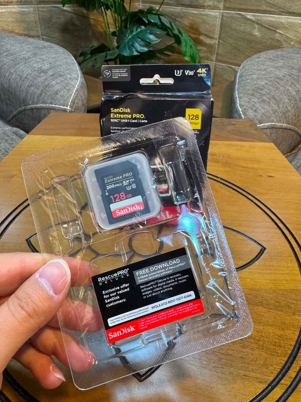 السلام عليكم 
ذاكرة ماركة سان دسك sanDisk Extreme PROجديد سعة 128G 
انطونا سعر وبالعافية 🌹


**إذا كنت صاحب هذا الإعلان وتريد حذفه لأي سبب، رجاءا أرسل رسالة إلى الدعم الفني**