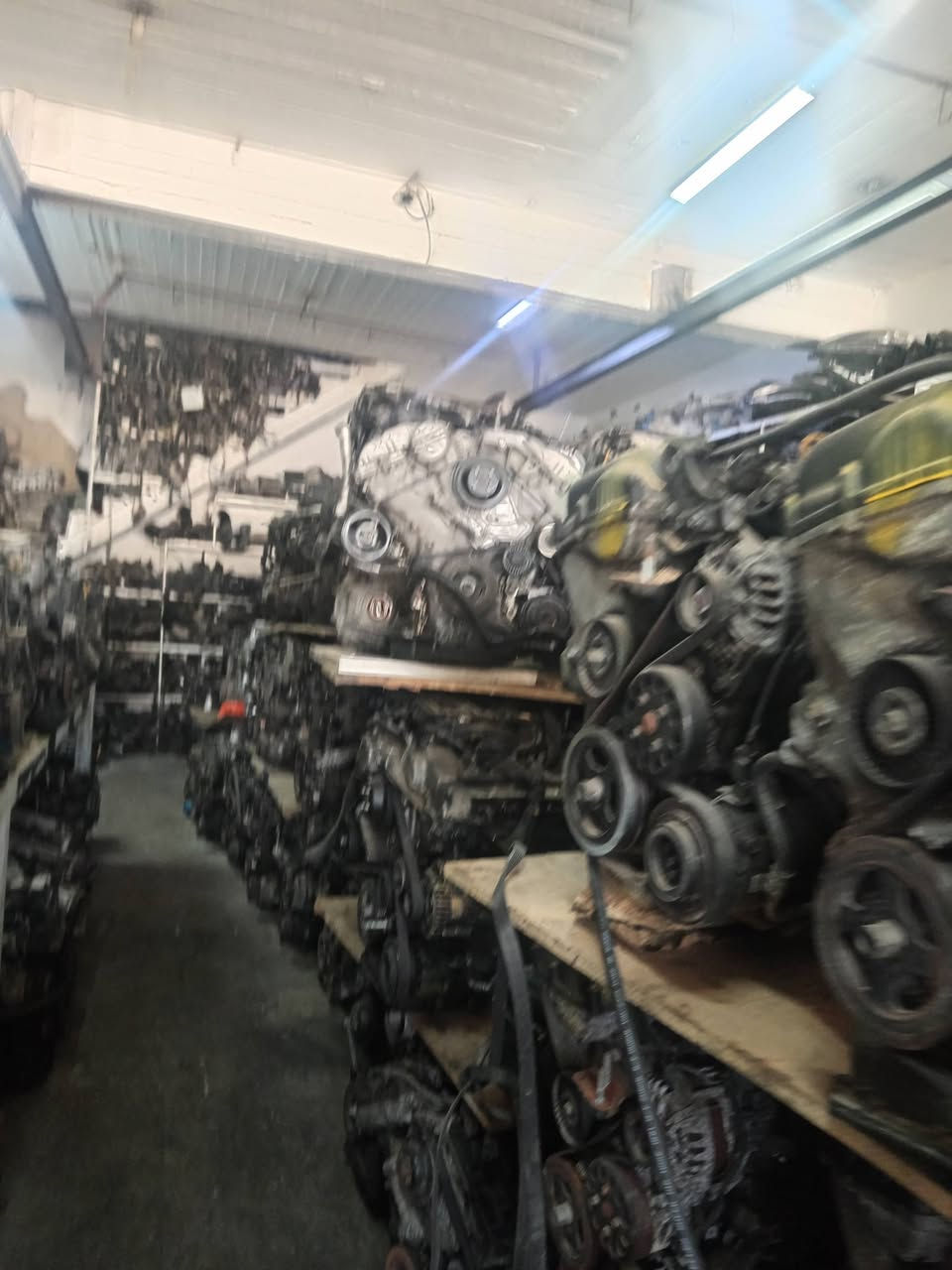 السلام عليكم تم وصول الحاويه كيا اوبرص جميع الموديلات العنوان الديوانيه حي الصناعي مجمع عدي البديري ***********
