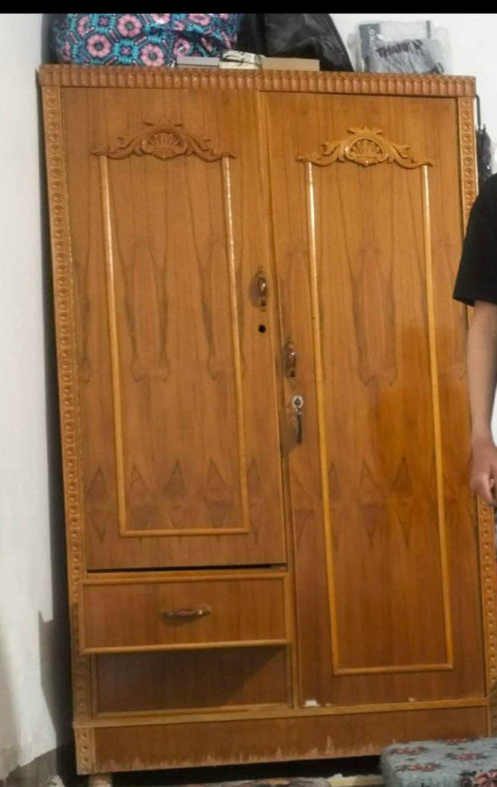 السلام عليكم ورحمه الله وبركاته 
قنصور للبيع السـعر 100 الف وبي مجال
القنصور نضـيف للاستفسار اكثر مراسلة الصفحه


**إذا كنت صاحب هذا الإعلان وتريد حذفه لأي سبب، رجاءا أرسل رسالة إلى الدعم الفني**