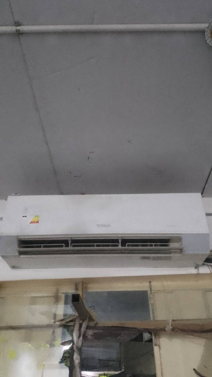 سلام عليكم يوجد سبلت الوادي 2طن جديد ميل اسواق العنوان بغداد المشتل شارع التومنيه رقم الا ستفسار ***********
