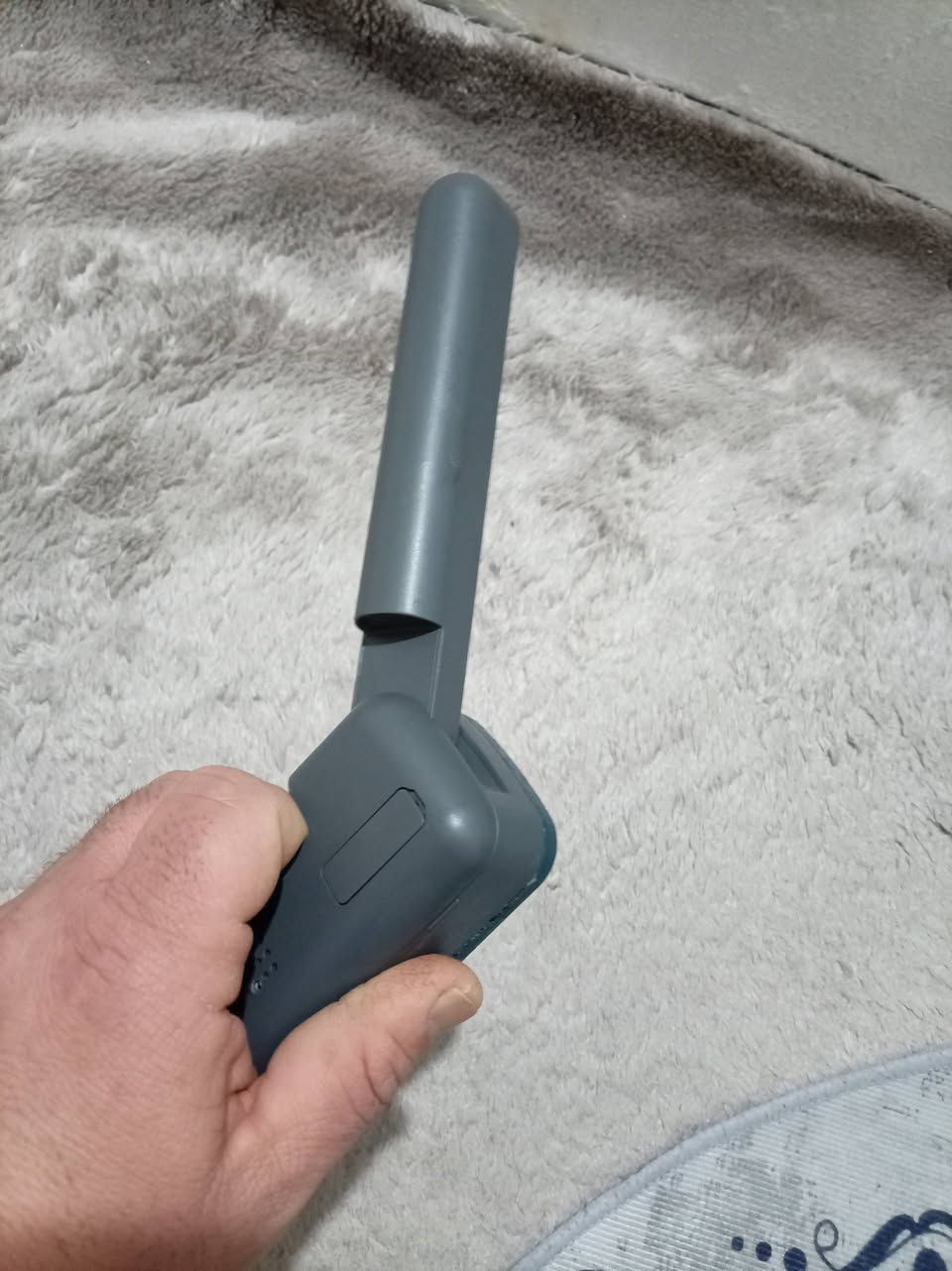 احبتي جهاز #ثريا للبيع
الجهز شغال ومضموون بالشغل بي ملاحظات موجوده بالصوور

#السعر    #210_الف_دينار_عراقي

#ماعندي_توصيل_مكاني_السليمانيه

هذا الجهاز هو هاتف الأقمار الصناعية Inmarsat IsatPhone (طراز IsatPhone Pro أو IsatPhone 2). 
يقدم خدمات الاتصال الصوتي والبيانات في أي مكان في العالم تقريباً عبر شبكة إنمارسات.
يوفر إمكانية إرسال واستقبال الرسائل النصية والبريد الإلكتروني.
يتميز بمتانة عالية لتحمل الظروف القاسية.
يعمل بالاتصال عبر أقمار صناعية في مدار ثابت حول الأرض.
@المتابعين
@الجميع
@everyone


**إذا كنت صاحب هذا الإعلان وتريد حذفه لأي سبب، رجاءا أرسل رسالة إلى الدعم الفني**