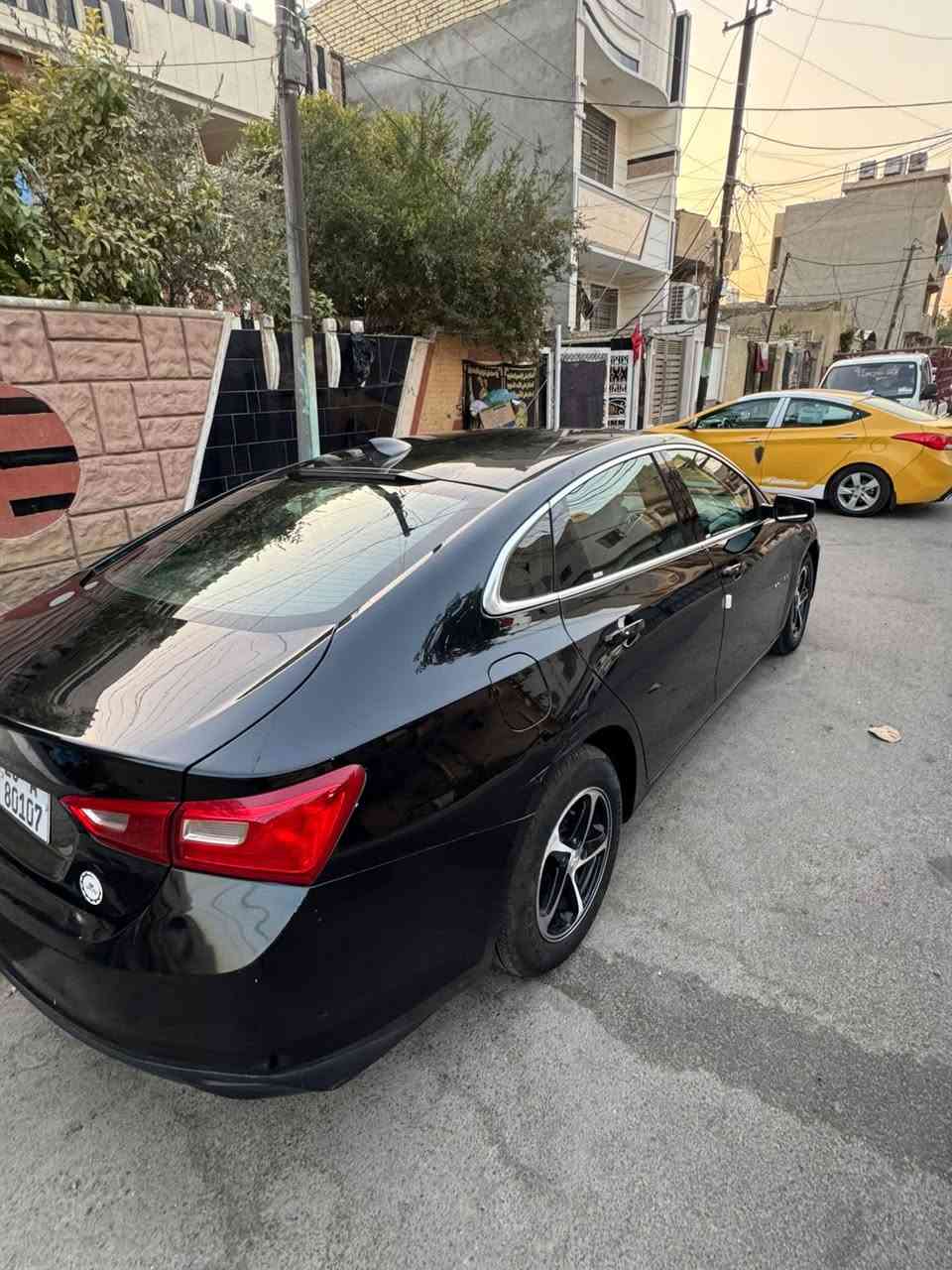 السلام عليكم ماليبو للبيع
موديل 2018 وارد امريكي حادث جملغ وبنيد 
صطحي موصفات 6 بصمات تحكمات جهتين 
2 شاشات معروف موصفات ماليبو 
كير AT مو سفتي مكينه خير من الله 
رقم نكليزي نجف تحويل يي مكان
مكان السياره بغداد البلديات 
السعر 95 وبيه مجال شوي 
***********
