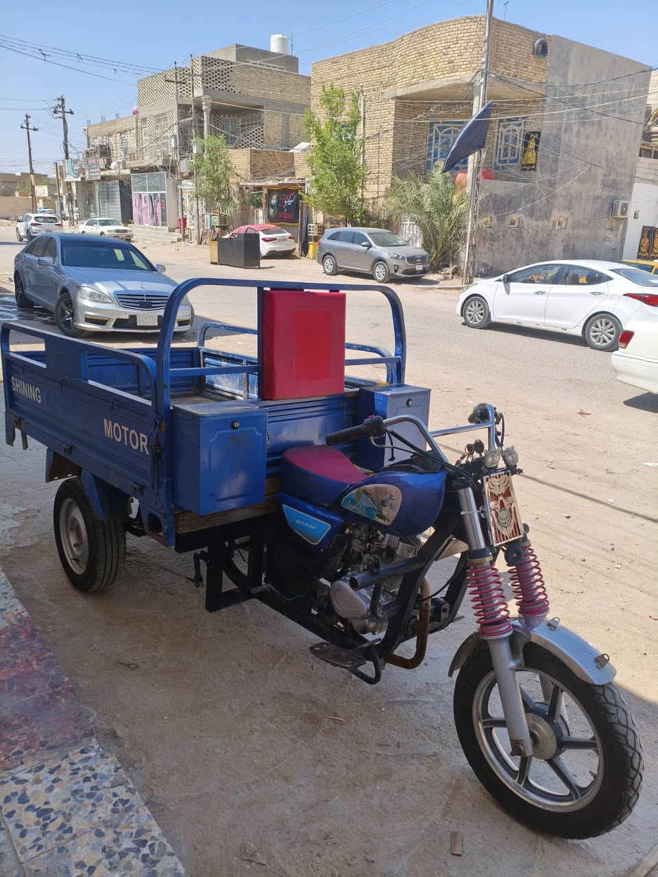 سلام عليكم ستوته لبيع موديل 2022 رقم سنويه تايرات جدد محرك جديد العنوان نجف حي لميلاد السعر مليونين ومئتين 
***********
