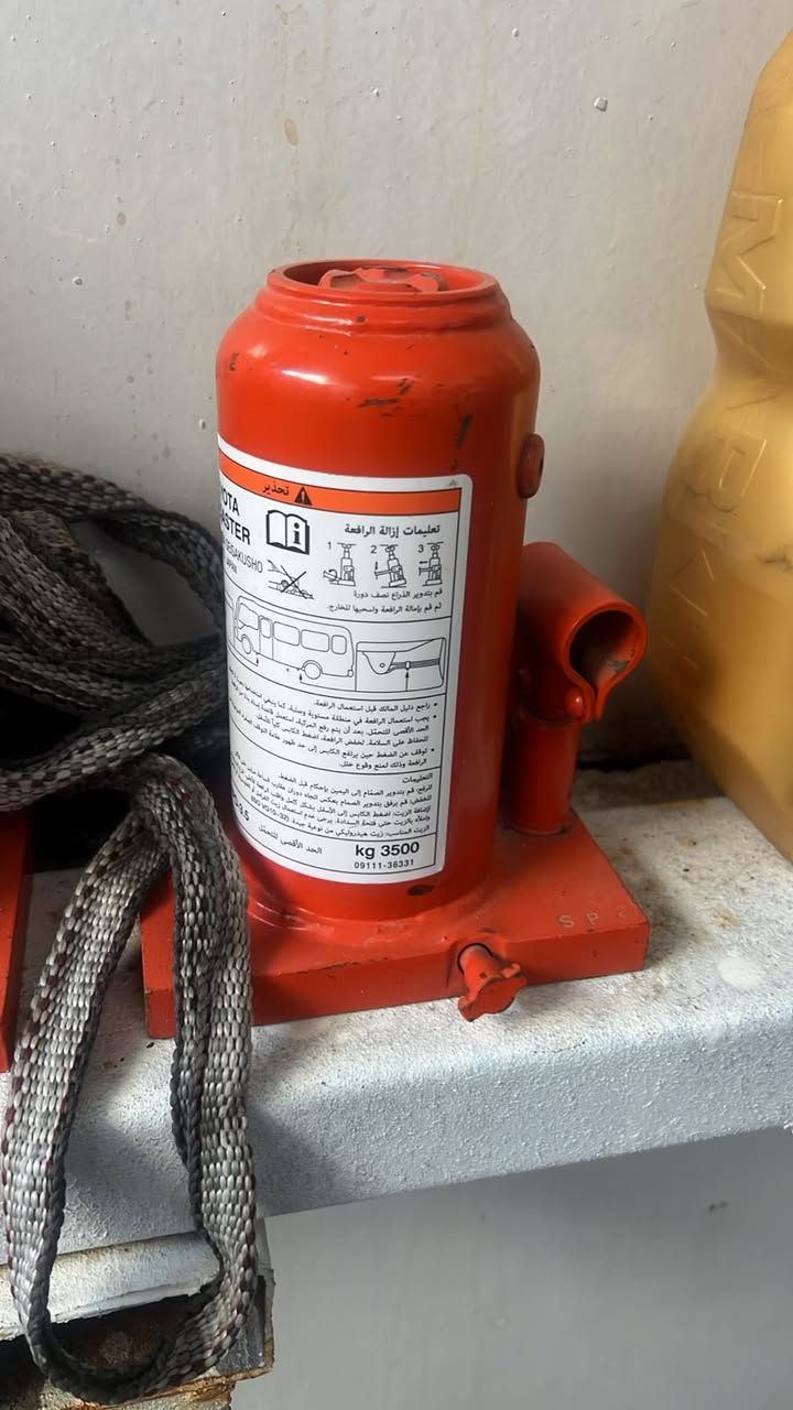 سلام عليكم جك كوستر السعر 90 الف وبي مجال بسيط مكاني بغداد ***********
