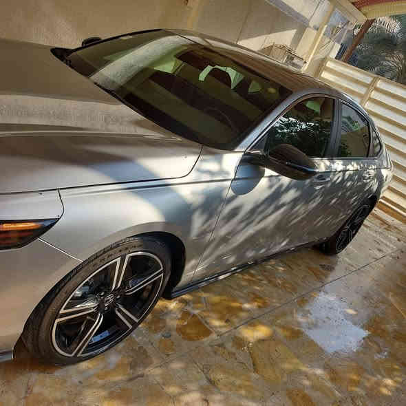 هوندا اكورد هايبرد وارد امريكي 2024  )
عدد المسافه  2465 
• المحرك 2000  
• شاشة كبيرة
•فتحه
• كاميرا خلفية 360
• كرسي كهرباء 
• رادار امامي
• مانع تصادم
• محدد مسار 
• تصحيح مسار
• شفتات بالستيرن
• مثبت سرعة
• مانع انزلاق
• دخول ذكي 
• إنارة ترحيبية
• هندبريك كهرباء
•لايت عدسات زينون
• نظام اوتو لايت Auto
• لايت العالي زنون 
• حساسات مطر 
• حساسات دخول الإنفاق
• حساسات ضغط هواء الإطارات
• أوامر صوتية
• 3 أنظمة قيادة (eco, ev, sport)
• بلوتوث
• مدخل USB + AUX
السيارة حادثها موضح بالصور
ايرباك برده 
المكان بغداد الغزالية
للاستفسار 
***********
***********
للبيع فقط
