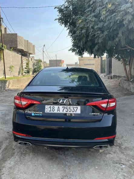 سيارة سوناتا 
موديل 2015
سياره باسمي
فئة Limited (لمتد)
اللون: (اسود )
نظيفة جداً / الحادث فقط الجاملغ الامامي 
السعر: (127) وبيه مجال بسيط 

إضاءة LED نهارية + زينون أمامي
حساسات أمامية وخلفية
جناح خلفي
مرايا كهربائية قابلة للطي
جنوط سبورت أصلية

مواصفات داخلية:
بصمة تشغيل + دخول ذكي
مقاعد جلد أصلية
تحكم كهربائي بالمقاعد + تبريد وتسخين
شاشة كبيرة مع كاميرا خلفية
تحكم بالدركسون (بلوتوث – وسائط – مثبت سرعة)
تكييف قطعتين المناطق
ستائر خلفية

محرك 2.4 اقتصادي وقوي
سبورت مود
نظام ABS
مانع انزلاق ESP
للاستفسار:***********
