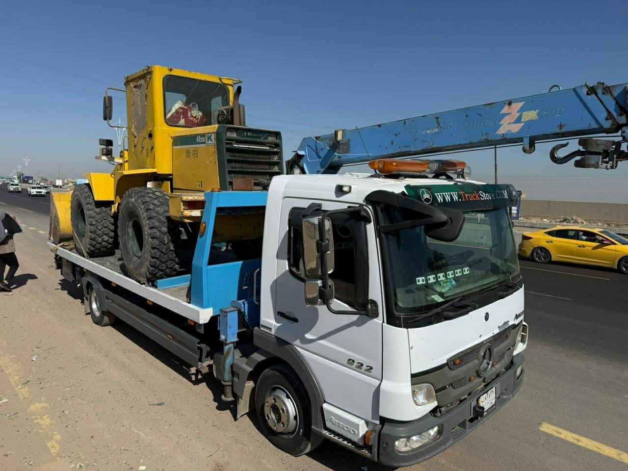 كرين سطحي للاجره نقل رفعات شوكيه
ومولدات وشفلات والحفرات اتصال***********
اثير،***********
