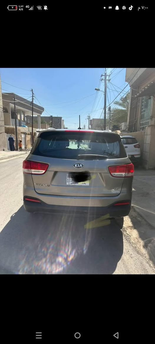 السلام عليكم سورنتو موديل ١٨ رقم بغداد مكينة ٦ سلندر ٧ راكب ماشية 124 وارد امريكي صور الحادث داخل المنشور لتواصل *********** سعرها180بيه مجال 
مكاني بغداد الامين تبريد ثلج امامي وخلفي
