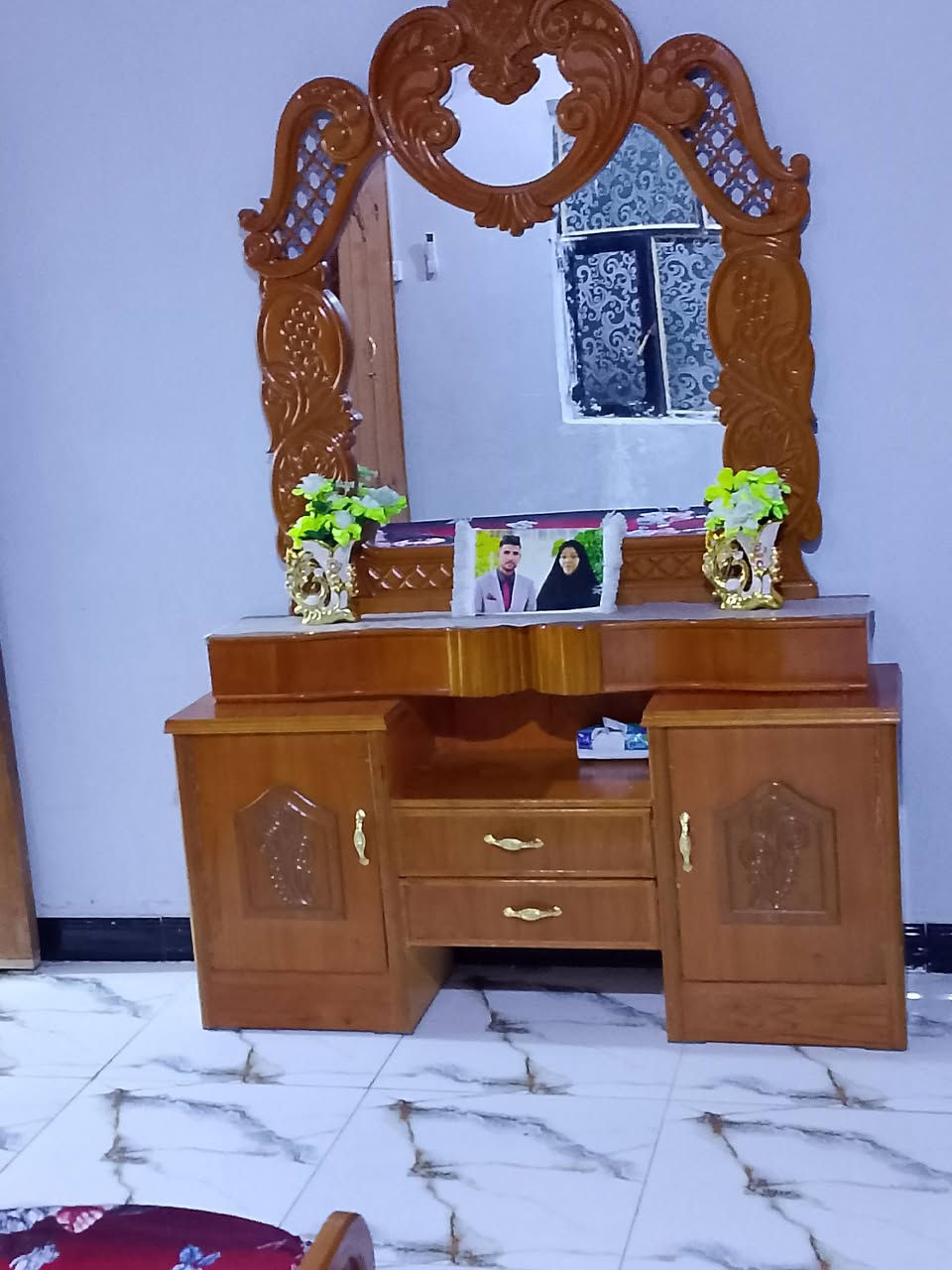 غرفه للبيع خشب صاج درجه اولى*********** واللي يريد يراسل على الواتساب
