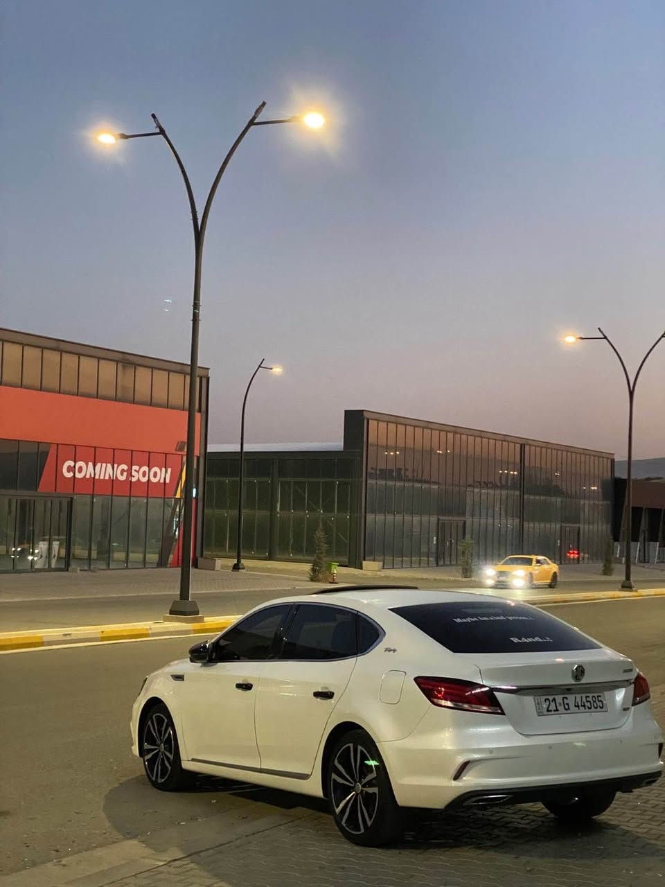 MG6 2021 2.0 turbo
ئێم جی 6 مۆدێل2021 شکڵ جاگوار دەرگا لارج سەقف سڵاید تەبرید مەرکەزی قفڵ مەرکەزی شاشە گەورە سەلاجە کوشن جلد و کارەبا حاسە شەش مکەبەرە ئیکۆنۆمی برێک بەصمە ئۆتۆ هۆڵد  گێڕ و مەکینەو تەقەو ڕەقە و تەبرید بەشەرت نیوەی درگایەکی بۆیاخە زۆر پاک و بەهەڵمەتە سەیارەکە گێڕی سپۆرت و ئۆتۆو عادیە حەوت گێڕە گێڕ لەسەر سوکان ویل کەپی شەریکەیە ژمارە سلێمانی تەحویل بەشەرت  لایت بەرزو نزم سوکان ڤۆلێۆ فولە ناو سوریشە🖤 ..
‎بۆ زانیاری زیاتر پەیوەندی بکە بە ژمارە مۆبایل 
*********** السليمانية, العراق
