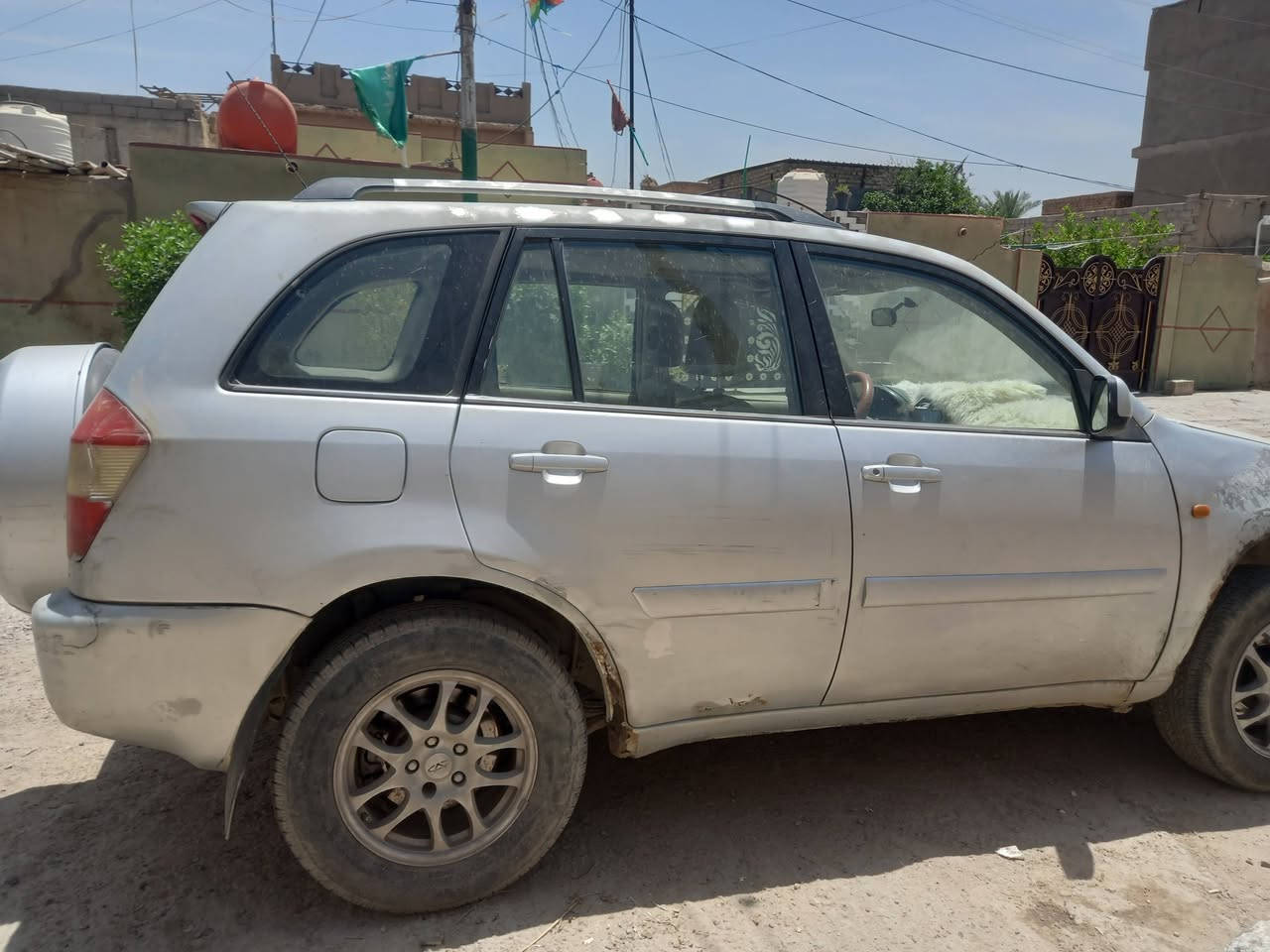 السلام عليكم تيكو محور محرك نحلة ياباني كير و محرك مكفول موديل ٢٠١١ باسمي رقم بابل بيه طخه بالجاملغ الأمامي تحويل ثاني يوم لليحب تحويل وهذه صورها سعرها قفل ٤٠ورقة موبايل ***********
