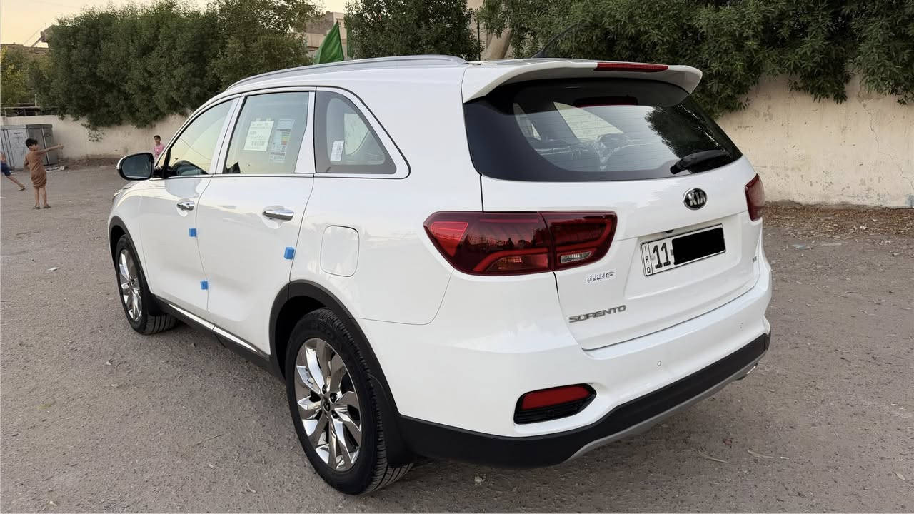 كيا سورنتو ٢٠٢٠ خليجي مكفولة كفالة عامة من الدعامية للدعامية حتى الدعاميات مكفولة من صبغ 
ضمان الشركة الدولية محرك ٦ سلندر ٧راكب ٣قطع تبريد بصمة بانوراما جلد كشنين كهرباء مرايات كهرباء كاميرا شاشة تحكم استيرن حساس خلفي وامامي لد أمامي وخلفي دبل ايرباك جنطه كهرباء شاحن لاسلكي ماشيه ٤٦ 
تخم تاير جديد باتري جديد رقم انكليزي 11بغداد سنوية2029 جديدة 
هزه جديدة 2026 سيارة جديدة وجاهزه كلها على وضع الشركة للبيع أعتذر عن المراوس بغداد حي الامانه 
***********
