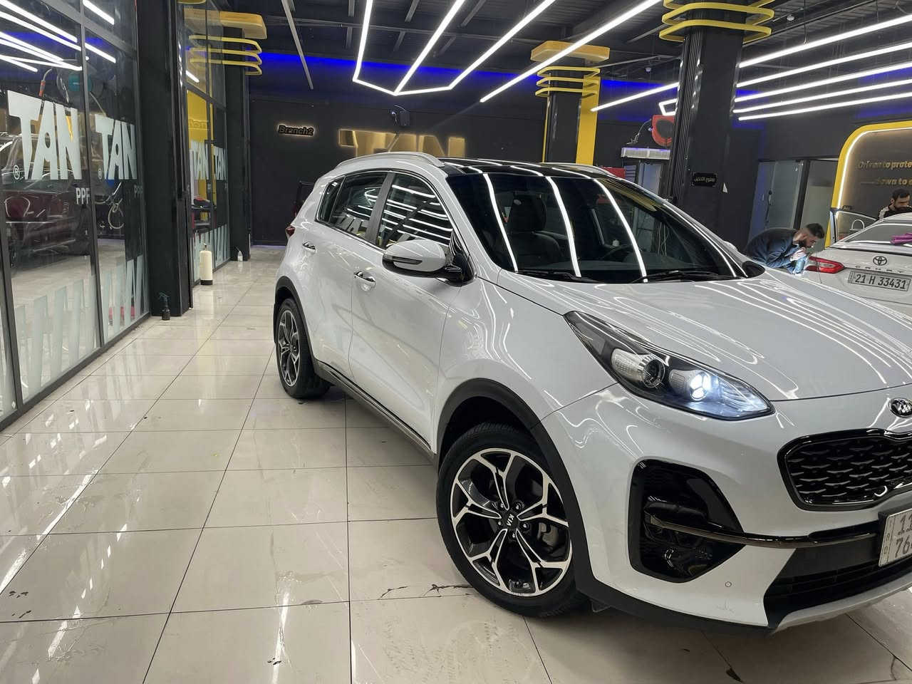 السلام عليكم 
سبورتج 2021 جي تي لاين ماشيه 25 الف سياره بعدها زيرو بحالة الوكاله ضمان الدوليه مكفوله كفاله عامه 
*********** المكان بغداد
