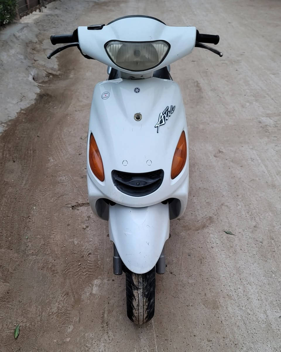 سلام عليكم 
دراجة اكزز 100 فحل ياباني شلعة ومعدل فوول شرط بطناش محرك برغي ما مفتوح بي علئ وظع الشركة كهربائيات كلها شغالة فقط نقص فج بريك امامي والباتري ظعيف للبيع سعرها 400 الف وبيها مجال مكاني طويريج الشراي يتصل ***********
