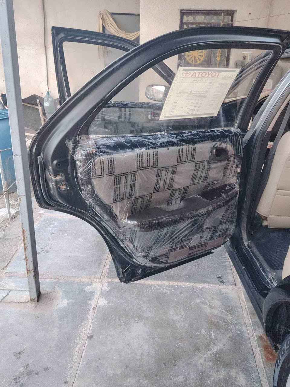 السلام عليكم سياره كرسته للبيع سياره جاهزه من كلشي گير محرك 3000 جديد تبريد تخم تاير باتري جديد من الأخير سياره جاهزه مجهزه مال جناي سنويه لغاية 31 هزه جديده رقم بصره دولي السياره فقط گصه جنطه والباقي كفاله السياره جديده وحلوه تحويل ثاني يوم  السعر 35 العنوان البصره التنومه *********** مكلف بلنشر خابر راعيها البصرة, العراق

