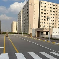 عندي شقه 100شرقي للبيع واصل 24مليون طابق 1 تخصيص طابق A9 عماره مفتوحه ...