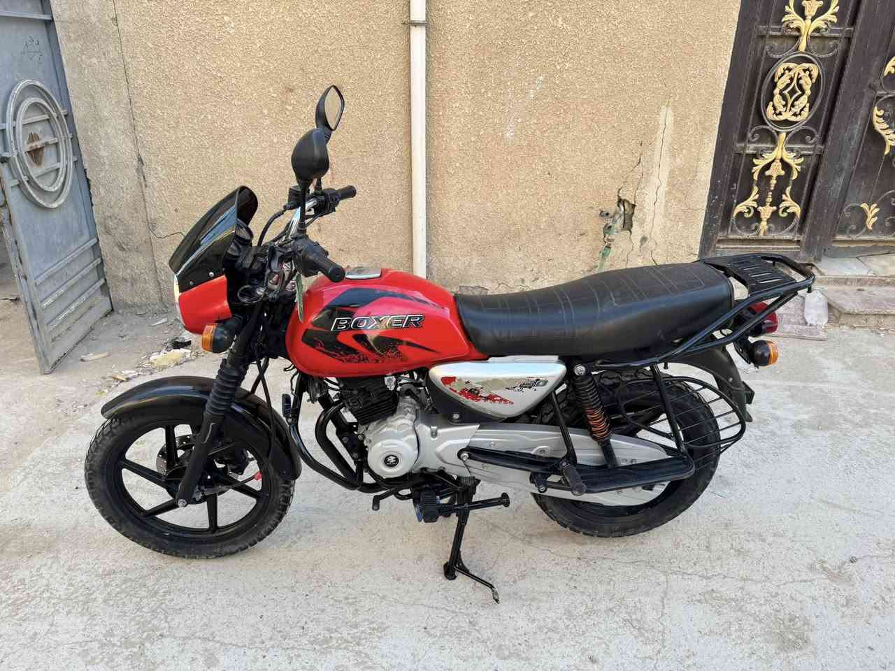 دراجه بوكسر هندي موديل 23 قفاز باب اول بالجيس للبيع مكاني كربلاء طريق الحر اي استفسار راعي الدراجه هاذه رقمه *********** وبي واتساب مكلف بالنشر
