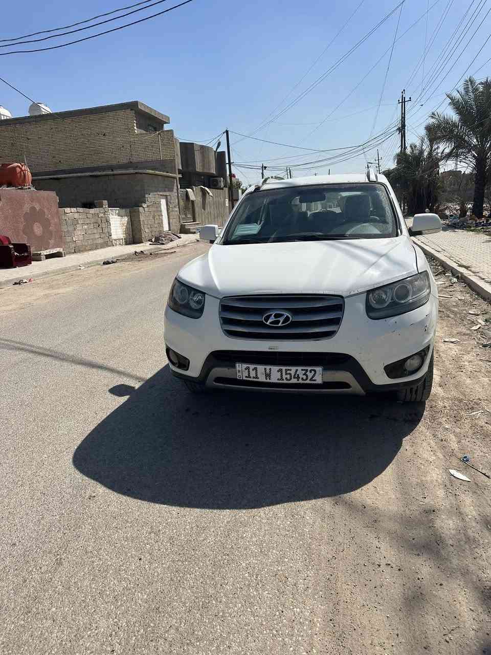 سلام عليكم سنتافي للبيع موديل 2012 مكينة 6 فور ويل 7 راكب 3 قطع تبريد السيارة جديدة احلة من الصورة السعر 170 وبيهة مجال الاتصال 
‭0790 488 5743‬
 ‭0750 691 2950‬
