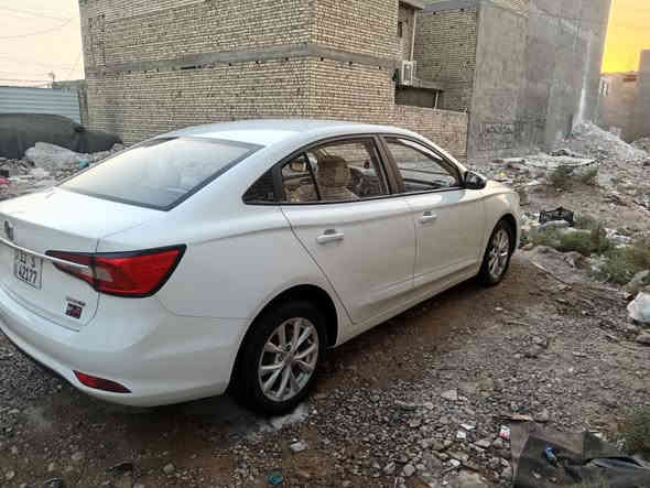 ام جي فايف / MG 5 للبيع 
موديل ٢٠٢٣/ ماشيه ٦٠الف

رقم اربيل الانكليزي / لون ابيض

 تحويل مباشر / محرك 1500 تنفس طبيعي 

سبير منازل / ارضياتها الأصلية

مواصفات السيارة فئة استندر STD 

شاشة اصلية / تحكم استيرن جهتين 

اشاير بالمري / تبريد شاشة / نضام ايكو اقتصادي 

كروز مثبت سرعة / داخل بيجي واسود /

السيارة مكفولة من الصبغ والتبديل

جديدة وبدون كل نقص ان شاء الله 

#السعر 106 وبيها مجال 

مكان السيارة / بغداد /السيديه

الاستفسار ***********

متوفر واتساب واتصال
