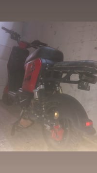 دراجه شحن R9 جديده نقصها بطاريات 🔋  للبيع مكانها بغداد الكرخ  07821858...