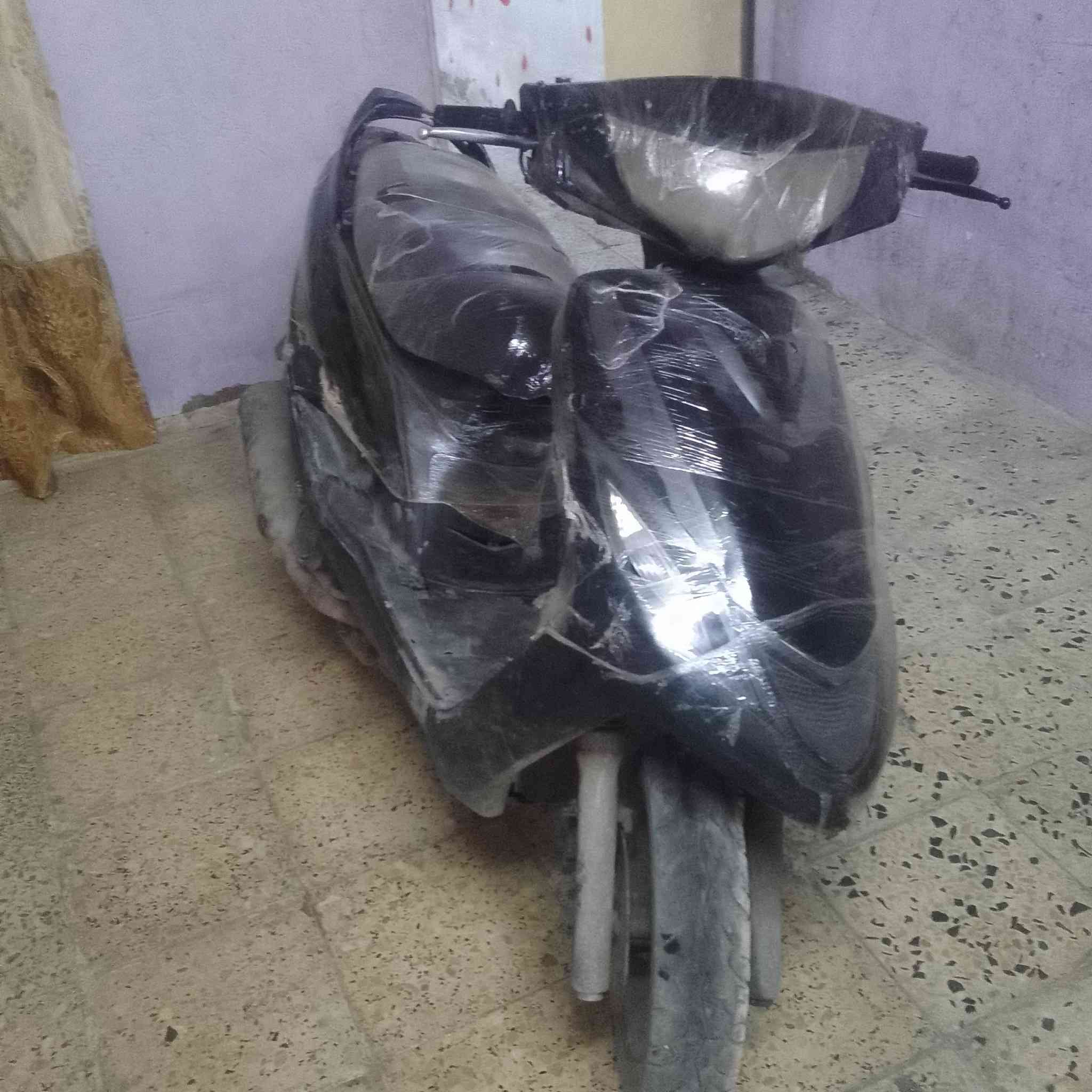 سلام عليكم دراجه البيع ماكس ثعلب 140 بيع كوم حديد دراجه تشتغل عوزه تجفيت سعره 200وبيه مجال  لي حب يستفسر عله هاذه الرقم
*********** بي واساب
