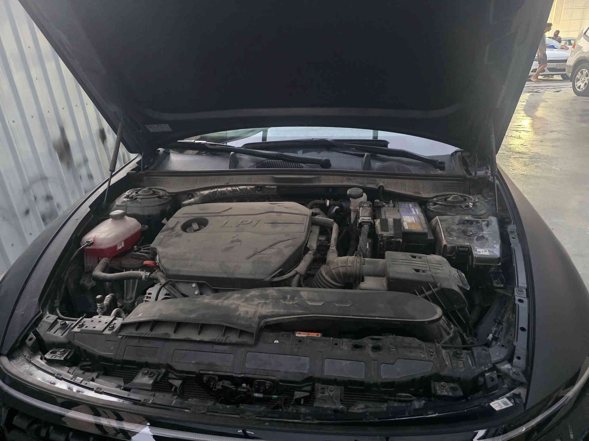 اللوحة : رقم بغداد باسمي تحويل مباشر
السعر المطلوب: ١٩٩ مع المجال البسيط 

عداد المسافه : 36الفK.M قابل للزياده 

نوع الضرر :  تبديل باب السايق وجاملغ

نوع الوقود : غاز فقط

_______________

المواصفات ............

محرك 4 سلندر 2000

دخول ذكي 

لايت زنون

تحديد مسار

رادار امامي

رادار جانبي

شاشة ديجيتل 

كامره دواره

حساس خلفي 

حساس امامي

اشارة بالمرايه

اريل نڤگيشن

دواخل جلد اصل 

 تدفئة تبريد كشنات خلفي امامي

كشن سايق كهرباء 

شاشه كبيرة

جنطة كهرباء

بك لايت لد 

بصمة تشغيل

تدفئة ستيرن 

قياده ذاتيه على الخطوط السريعه

تحكم ستيرن

مثبت سرعه

نضام قياده ايكو+سبورت +سمارت+نورمال 

تبريد خلفي

نظام تحكم 

اوتو هولد

ستيرن كهرباء

نظام ترحيب 

سستم صوت متكامل 

منافذ شحن USB Type-C

السعر  199 مع المجال البسيط

_______________

اهلا ومرحبا بكم 

للاستفسار الاتصال على  ***********
