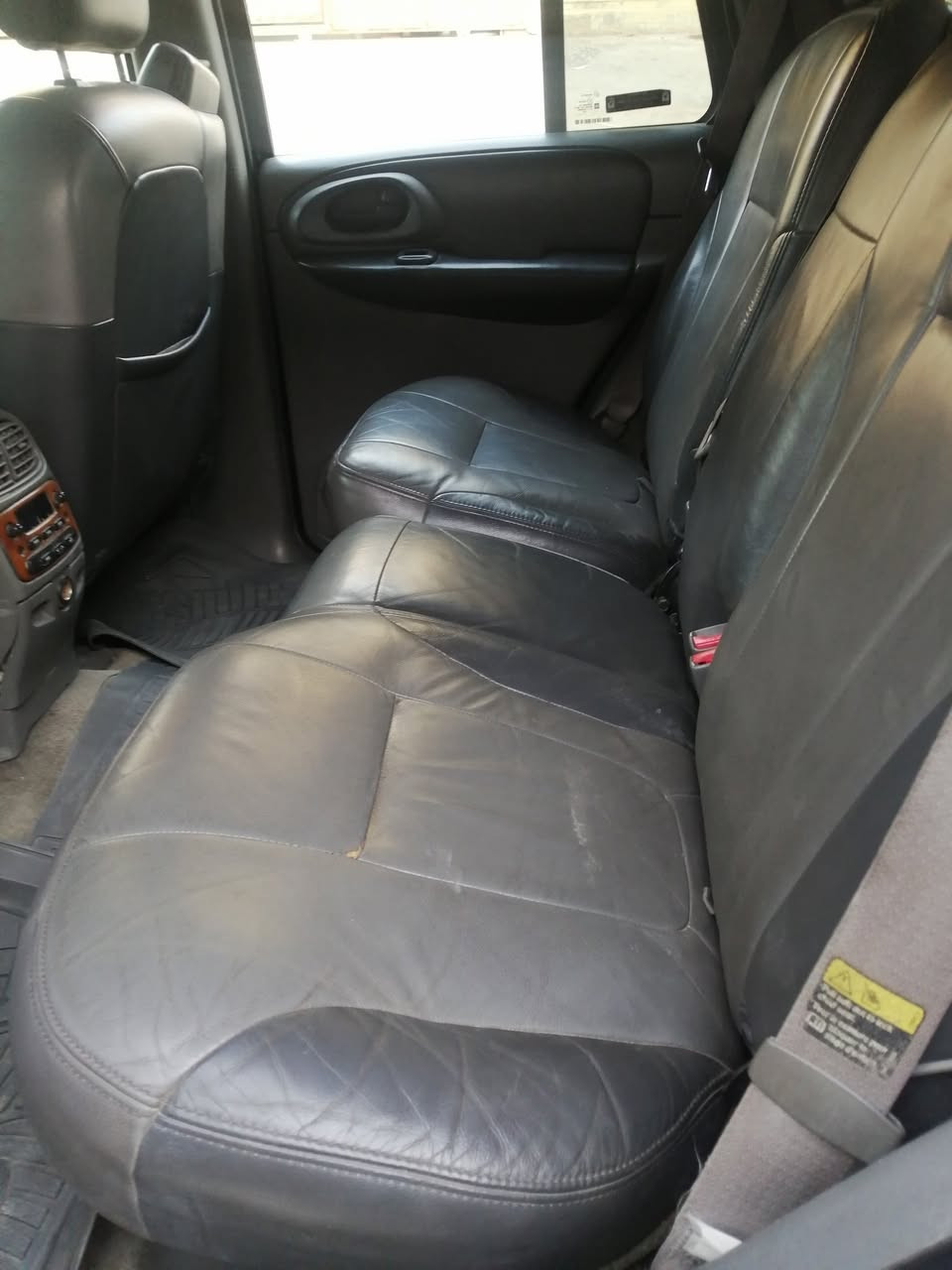 ترل بلايزر LTZ فول مواصفات
كشنات جلد كهربائيّة الجهتين 
گير ومحرك مكفولات 
تخم تاير والصدر كله نظيف 
تبريد ثلج 
موديل 2013 
السعر 85 
السيارة بلاديه ومابيها صبغ بس الجاملغ الخلفي جهة اليمين بي خط جارد مو كله 
اللي بنظافتها فوگ الشده متحصلها 
ابيع السيارة جاهزة تجي تشوفها وأي شي ميعجبك لو تلگه بيها شي مو زين ينزل من سعرها 
رقمها بغداد وشرط التحويل 
مكان السيارة بابل 
***********
