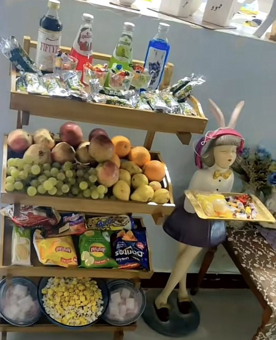 حجله طفل نظيفه جدا موسيقى وألعاب واضويه ب15  كرسي طفل جديد ب10   مشايه اطفل مامستخدمه ب15  سياره شحن جديده ب50 وبيها مجال. كولشي مابيها نظافه فول. طبله وسطيه صاج ب15. مقدمه خشاب صواني تتركب وتطلع جديده بعدهي جدا ب25


**إذا كنت صاحب هذا الإعلان وتريد حذفه لأي سبب، رجاءا أرسل رسالة إلى الدعم الفني**