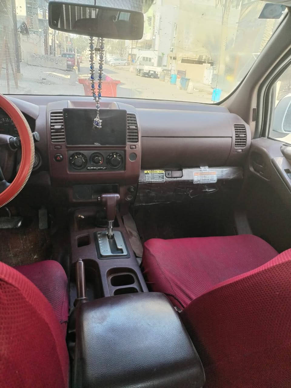 السلام عليكم لبيع بيكم نيفاره ٢٠١٢ مكان السياره بغداد الجديده هاذا رقمي *********** السعر ٩٥ وبيهه مجال
