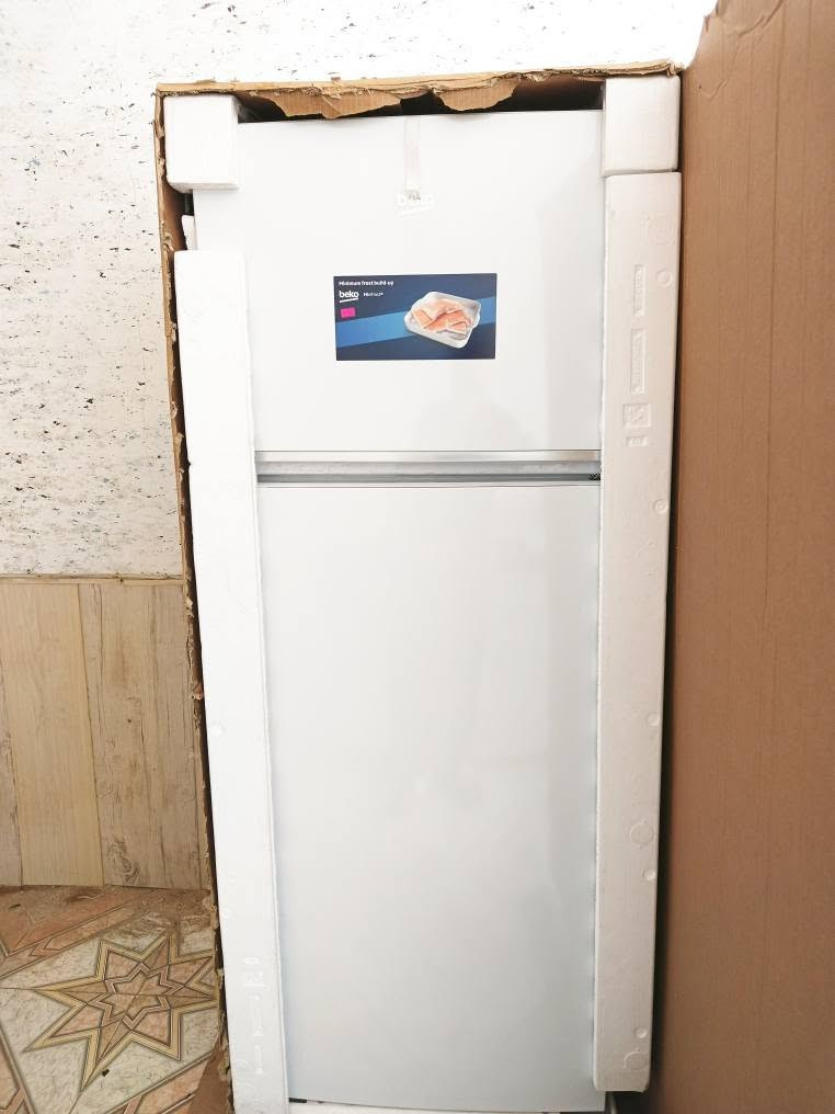 ثلاجة شركة( beko /بيكو ) صنع تركي اصلي درجة اولى  (20 قدم) للاستفسار مراسلة الصفحة او الاتصال ع رقم ***********
