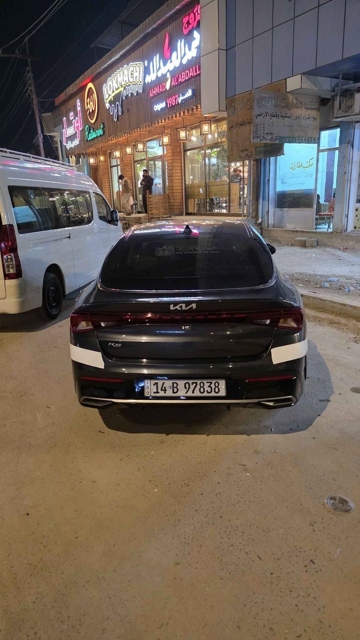 كي فايف واردامريكي محرك 1600تيربوسياره نظيفه حداديه فول تخم تاير العنوان البصرة الزبير***********رقم بصرةحره رقم نكليزي الزبير, البصرة
