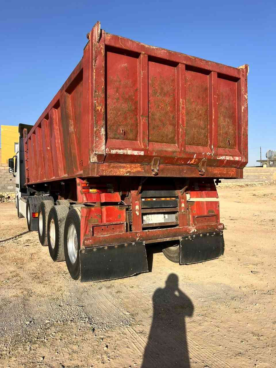 السلام عليكم 
من رخصت الادمن 
عربانه للبيع ٢٣ متر تخم تاير العنوان الأنبار القائم *********** وترهم بدون تاير ويل
